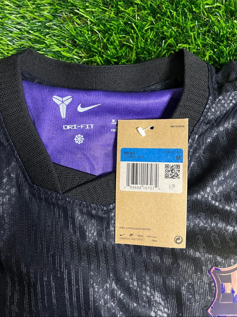 Lamine Yamal Barcelona 26/27 away jersey Ucl badges